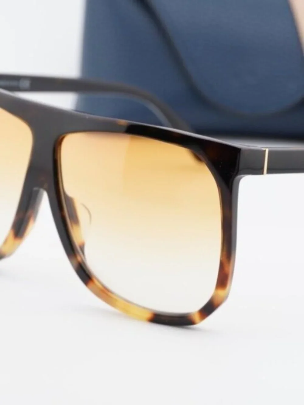 Loewe LW40001F 56E Square Sunglasses - Havana/Brown Gradient